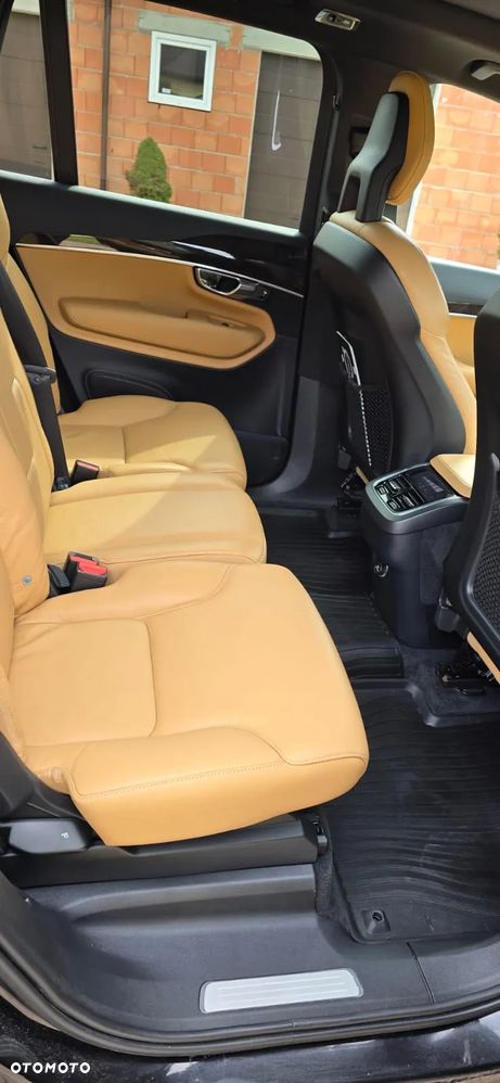 Volvo XC 90 - 17