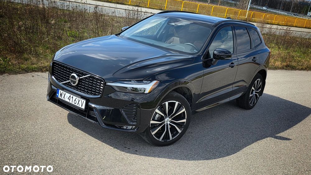 Volvo XC 60 B5 B AWD Plus Dark - 4