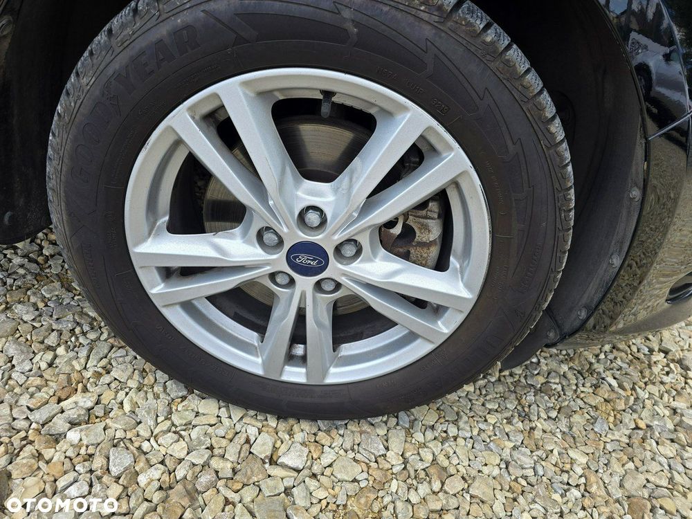Ford S-Max - 28