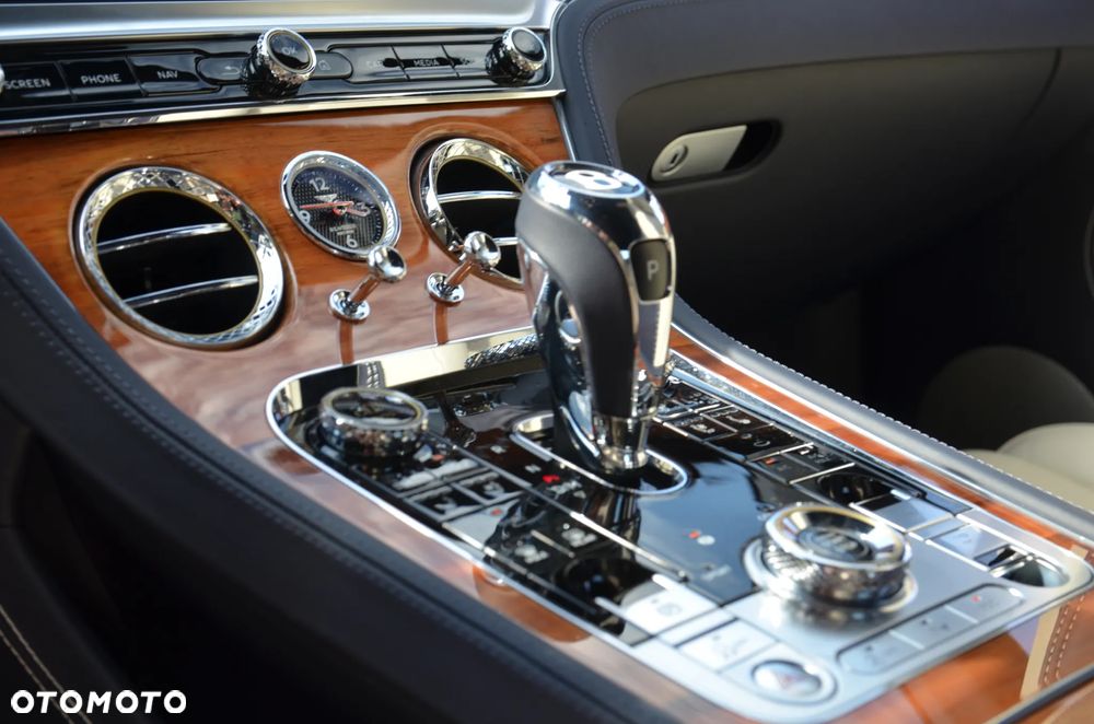 Bentley Continental GT - 34
