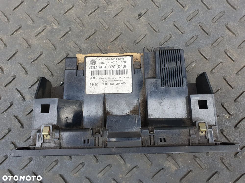 AUDI A3 8L PANEL STEROWANIA KLIMATYZACJI NAWIEWU 8L0820043H - 3
