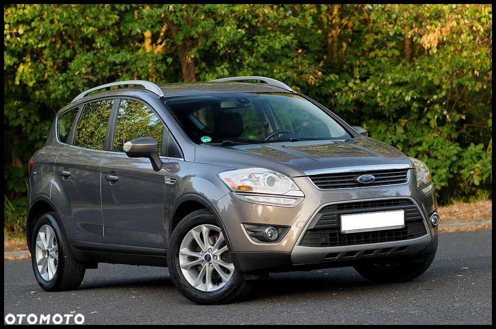 Ford Kuga 2.0 TDCi 4x4 Titanium - 4