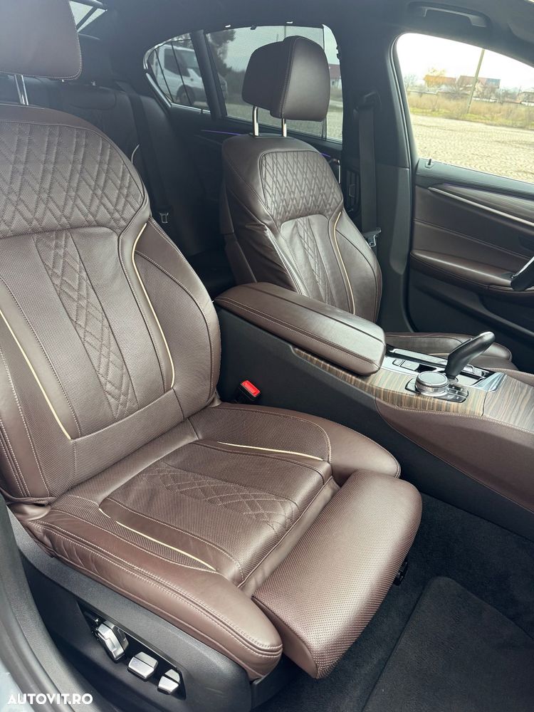 BMW Seria 5 520d Aut. M Sport Edition - 14