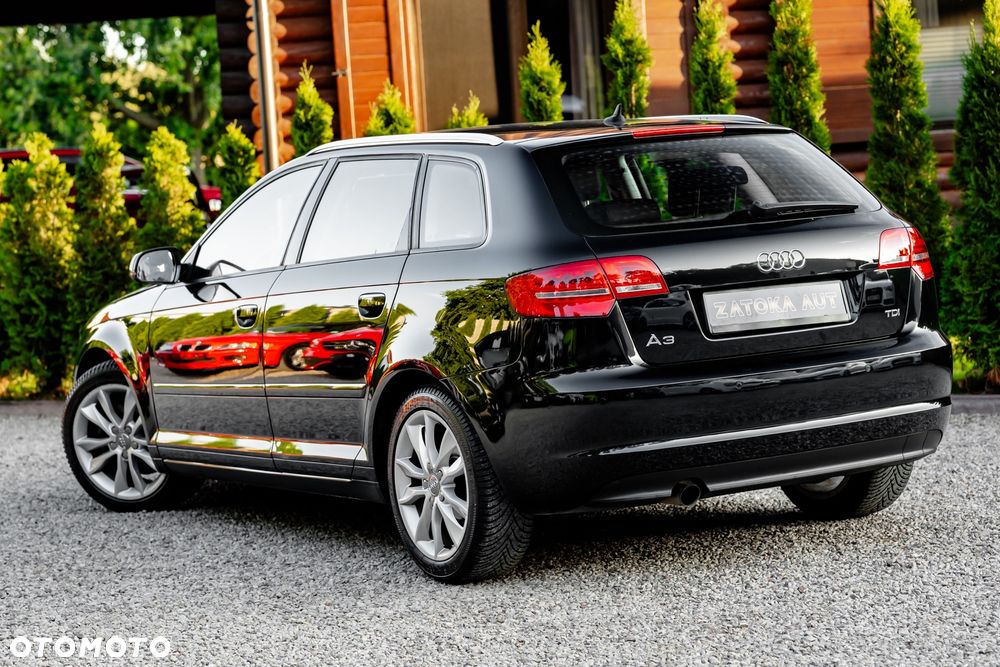Audi A3 Sportback 2.0 TDI Ambiente - 9