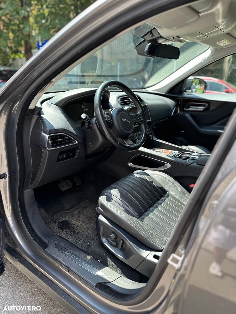 Jaguar F-Pace 30d AWD First Edition - 9