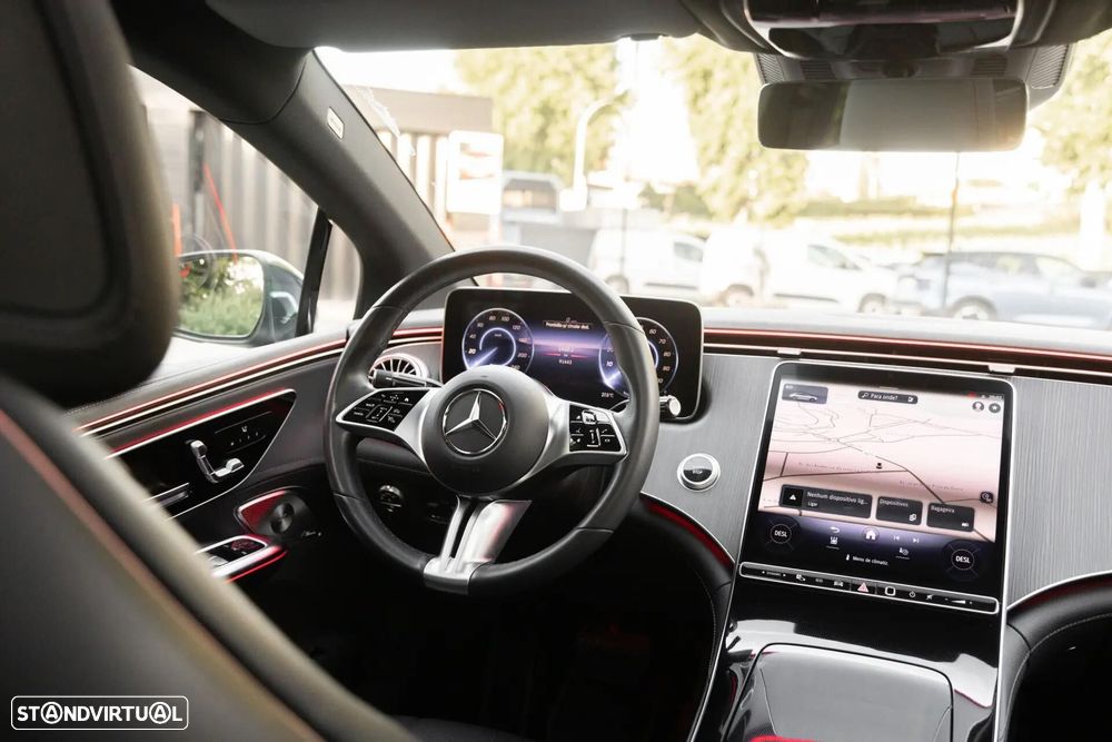 Mercedes-Benz EQE 300 Electric Art - 16