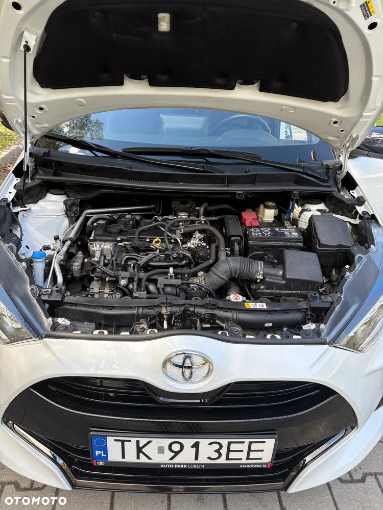 Toyota Yaris 1.5 Selection Elegant - 30