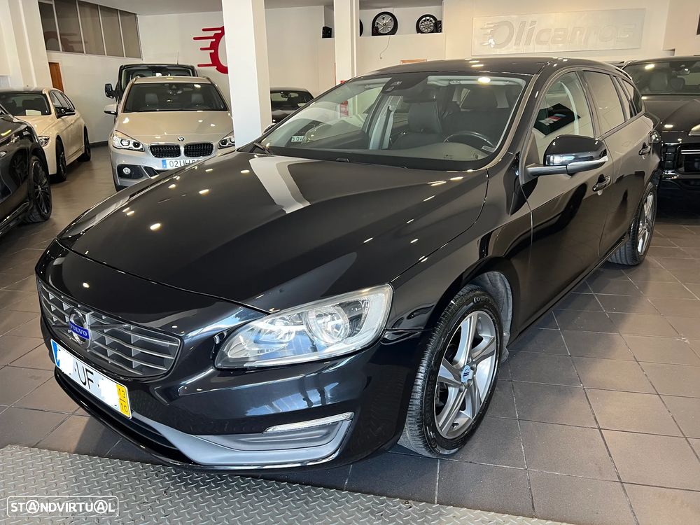Volvo V60 D2 Edition Pro - 1