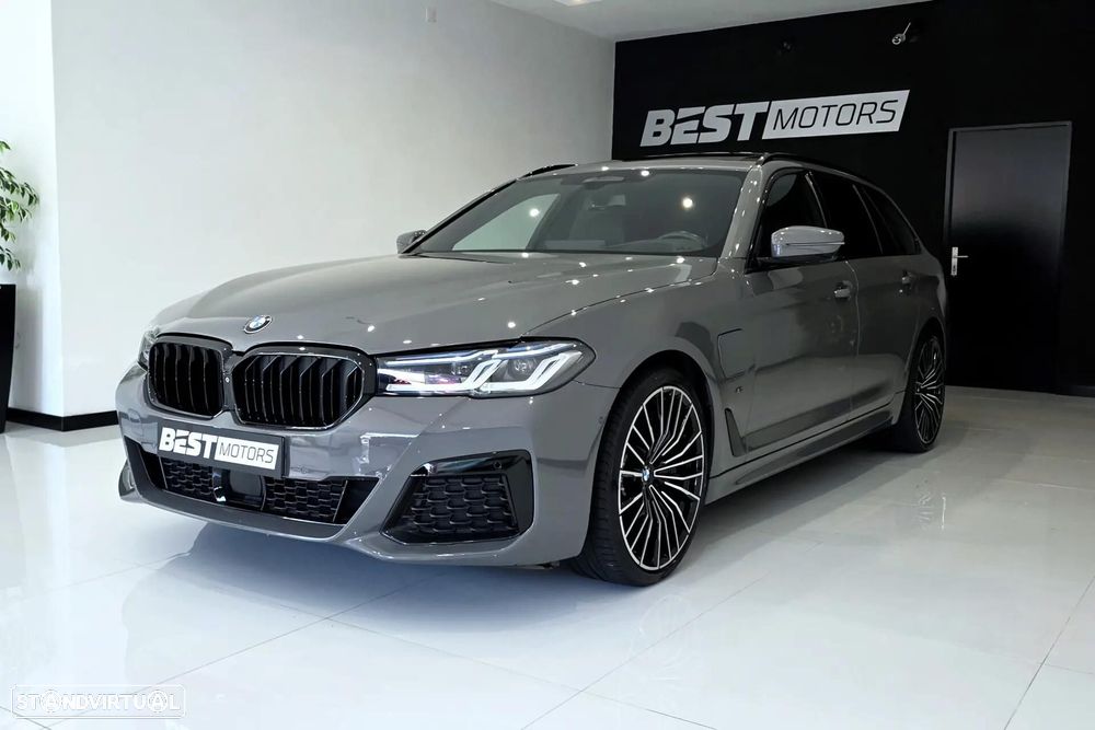 BMW 530 e Pack Desportivo M - 4