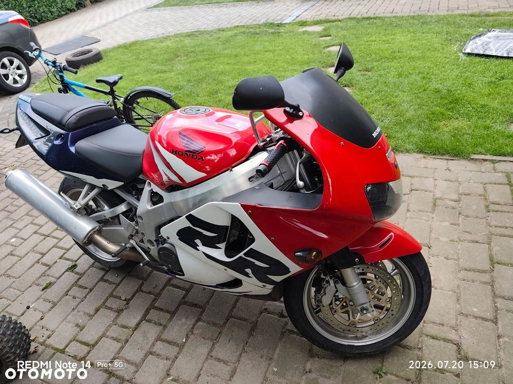 Honda CBR - 2