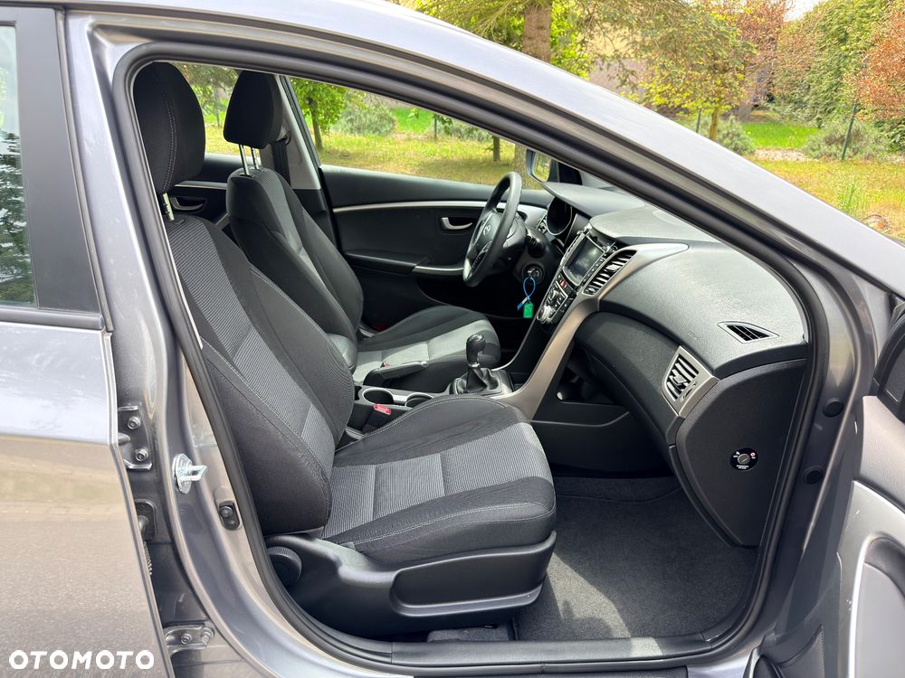 Hyundai i30 i30cw 1.4 CRDi Advantage - 32