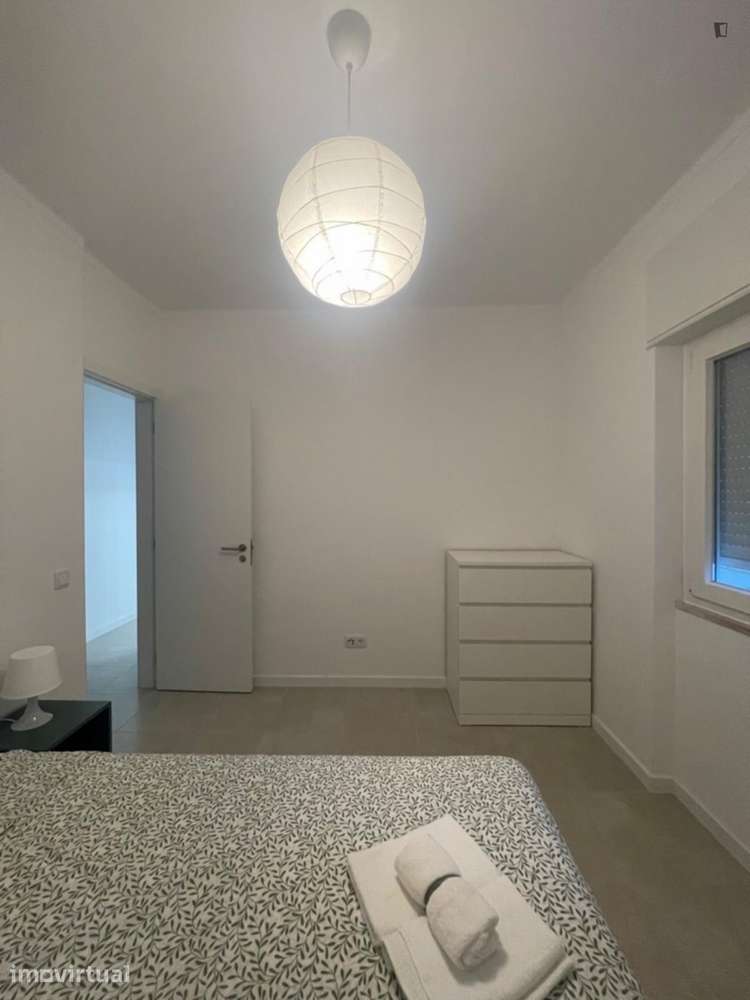Quarto - localizado em Setubal - Grande imagem: 4/8