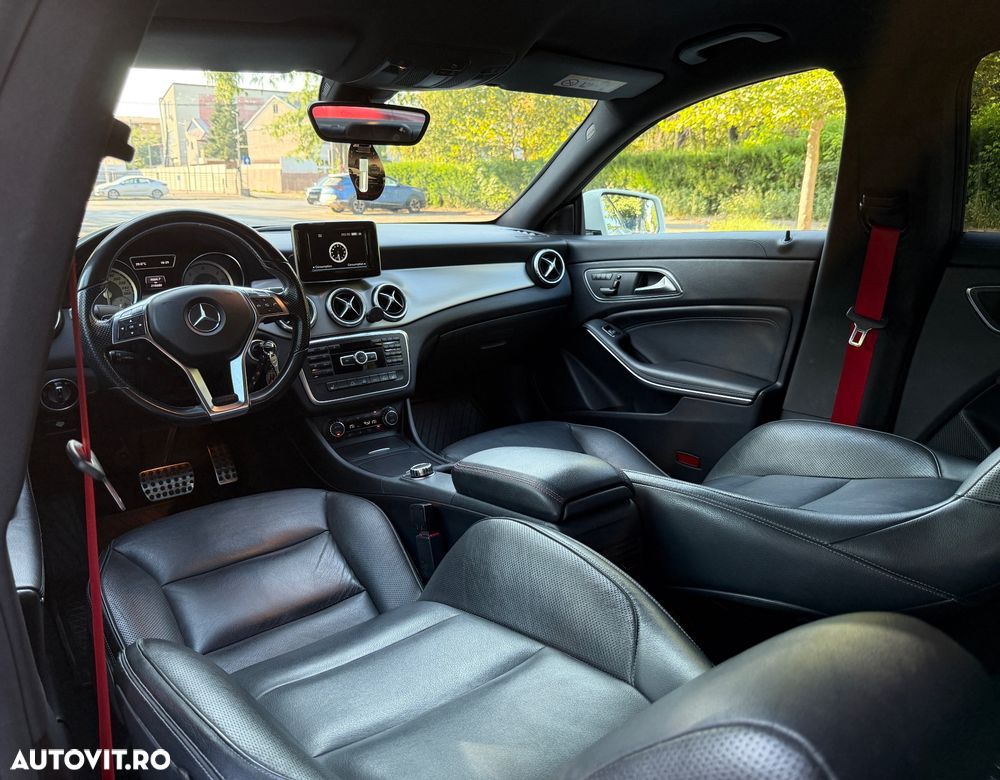Mercedes-Benz CLA 200 CDI 7G-DCT AMG Line - 16
