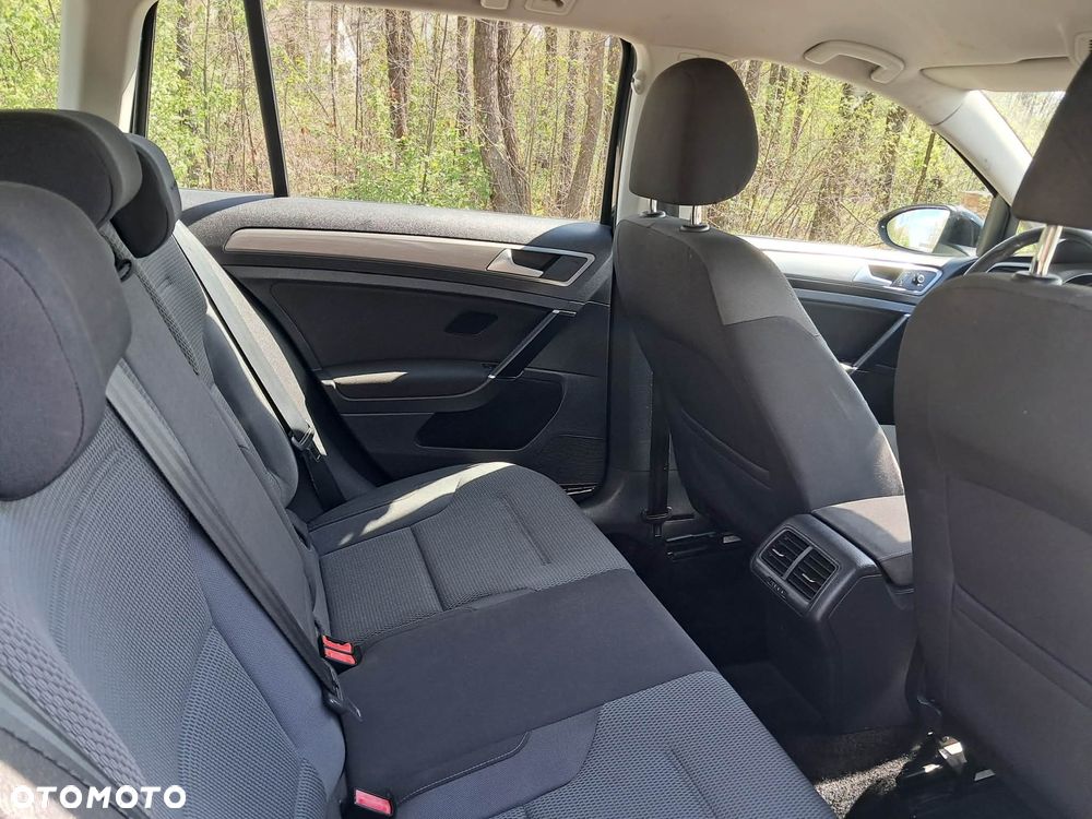 Volkswagen Golf 1.6 TDI BlueMotion Technology Comfortline - 11