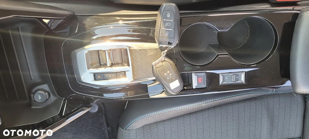 Peugeot 208 Elektromotor 136 GT Pack - 23