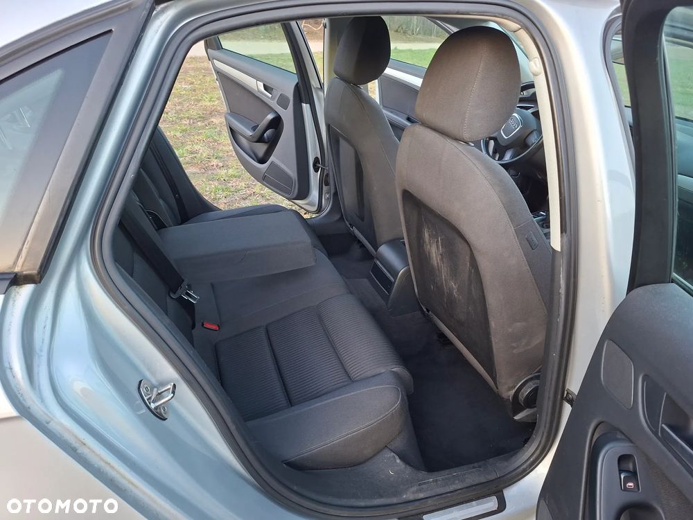 Audi A4 Limousine 1.8 TFSI Attraction - 12