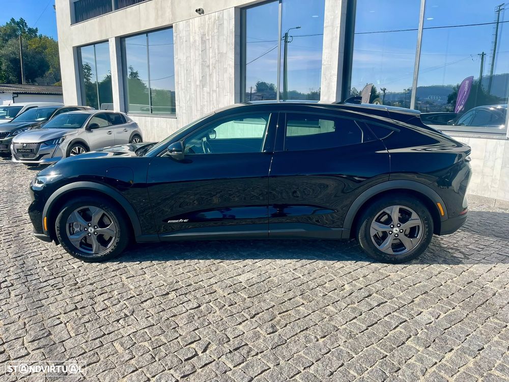 Ford Mustang Mach-E Standard - 10
