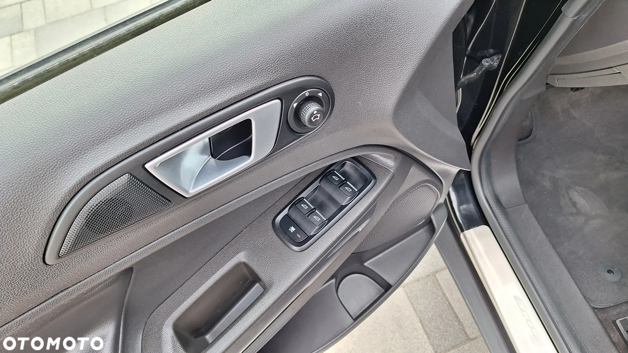 Ford EcoSport 1.0 EcoBoost TITANIUM - 35