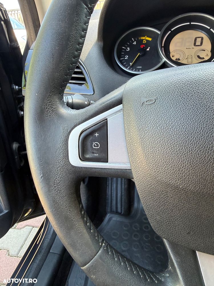 Renault Megane 1.5 dCi Sport Edition - 12