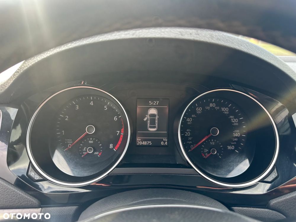 Volkswagen Jetta 1.8T SE - 12