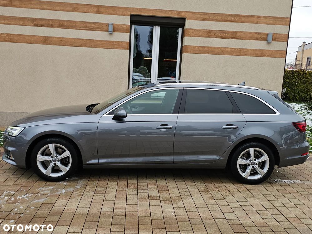 Audi A4 Avant 35 TFSI sport - 14