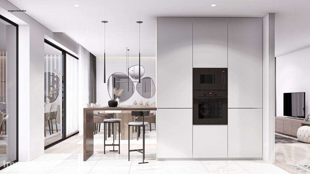 Apartamento T3 em Oliveira do Douro de 110,00 m2 - Grande imagem: 4/8