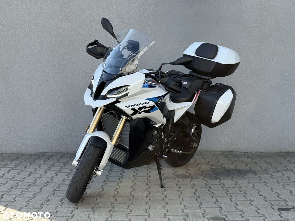 BMW XR - 2