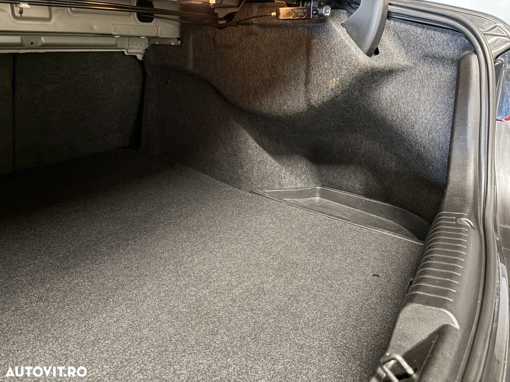 Mazda 6 CD175 AT Revolution Top - 13