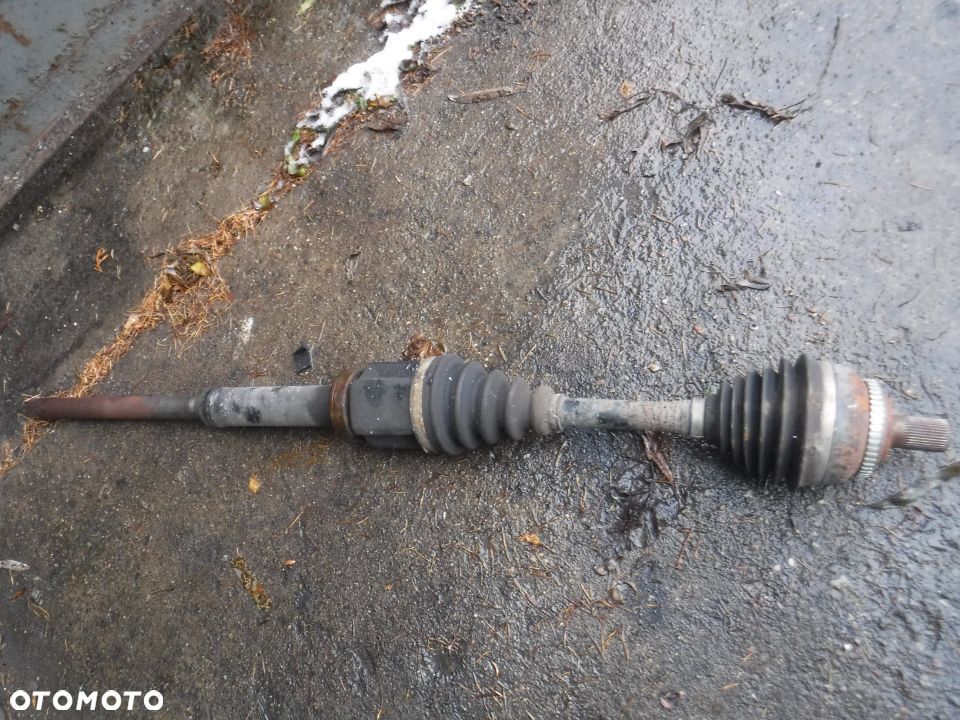 Volvo XC70 2.4 D5 polos prawa przod automat - 1