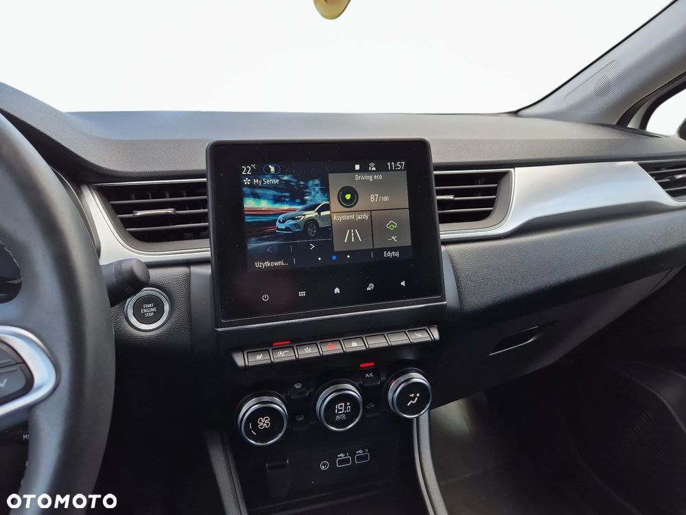 Renault Captur 1.3 TCe mHEV Techno - 16