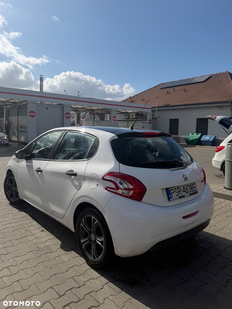 Peugeot 208 PureTech 68 Active - 6