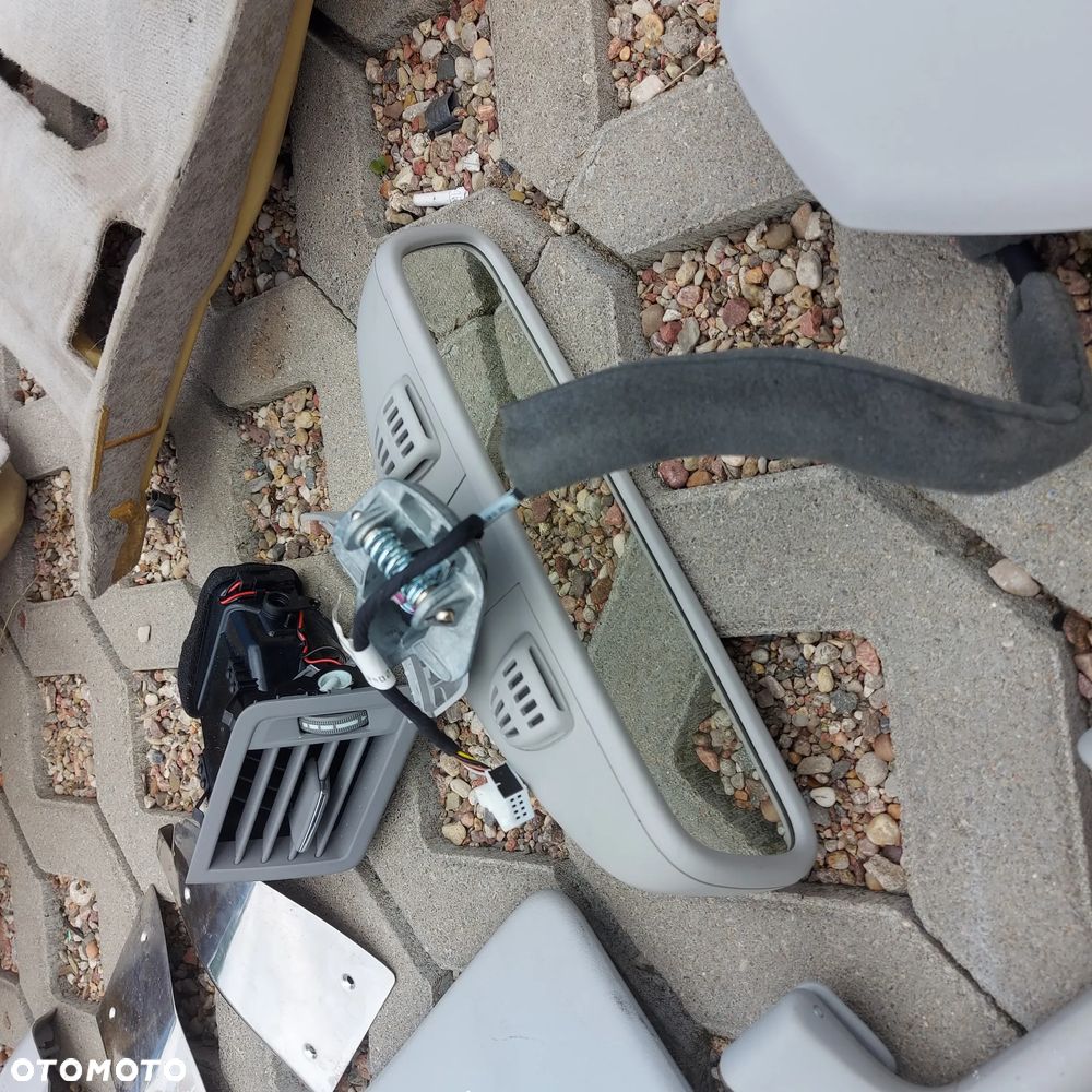 WNETRZE KOMPLETNE FOTELE KANAPA MERCEDES E W207 COUPE ORYGINAL DEMONTAZ BOCZKI DYWANY OSLONY PODLOKIETNIK - 3