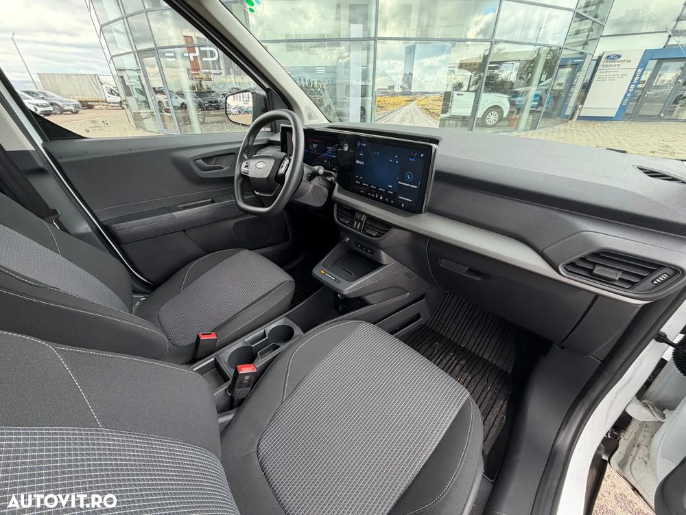 Ford Transit Courier - 6
