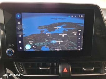 Toyota C-HR Hybrid Club - 4