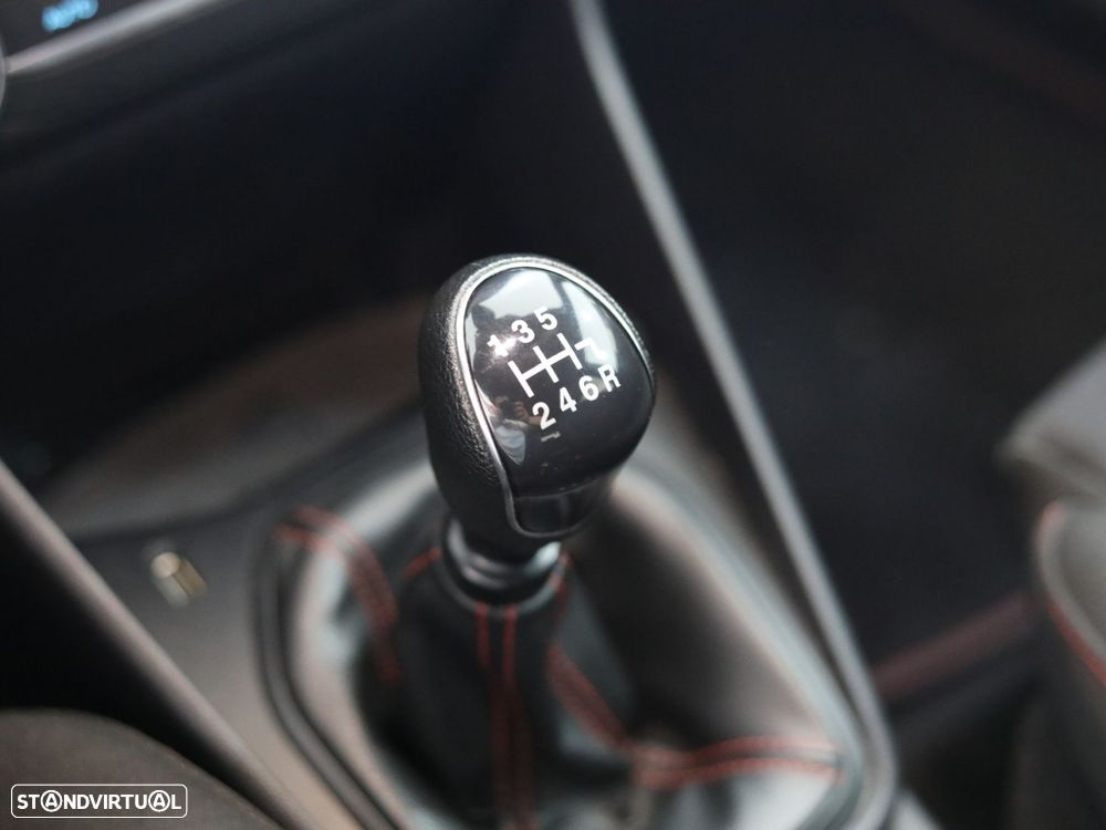 Ford Fiesta 1.0 EcoBoost ST-Line - 14