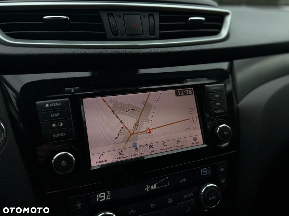 Nissan Qashqai 1.7 dCi 4x4 Tekna Xtronic - 24