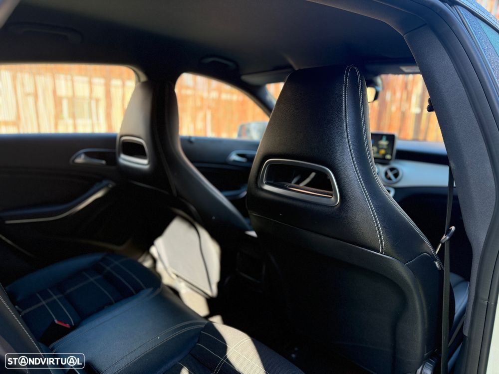 Mercedes-Benz CLA 180 Shooting Brake d Urban - 16