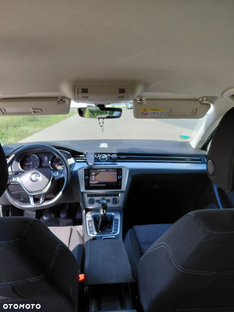 Volkswagen Passat Variant 2.0 TDI (BlueMotion Technology) Comfortline - 10