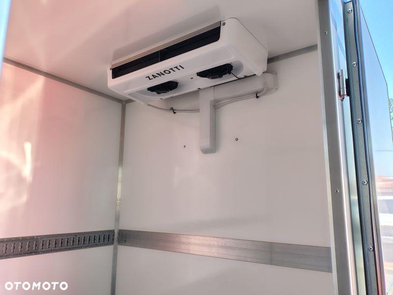 Renault Master - 10