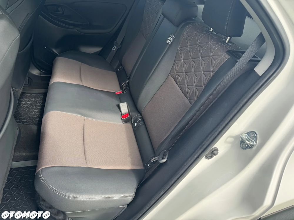 Toyota Yaris Cross Hybrid 1.5 Executive - 5