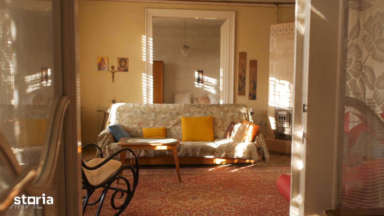 Farmec interbelic cu detalii originale de epocă - apartament 3 camere — fotografia 1