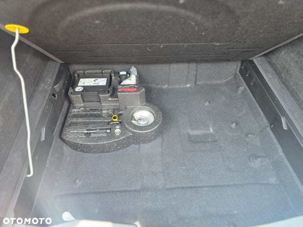 Volkswagen Touareg 3.0 V6 TDI SCR 4Mot R-Line - 27