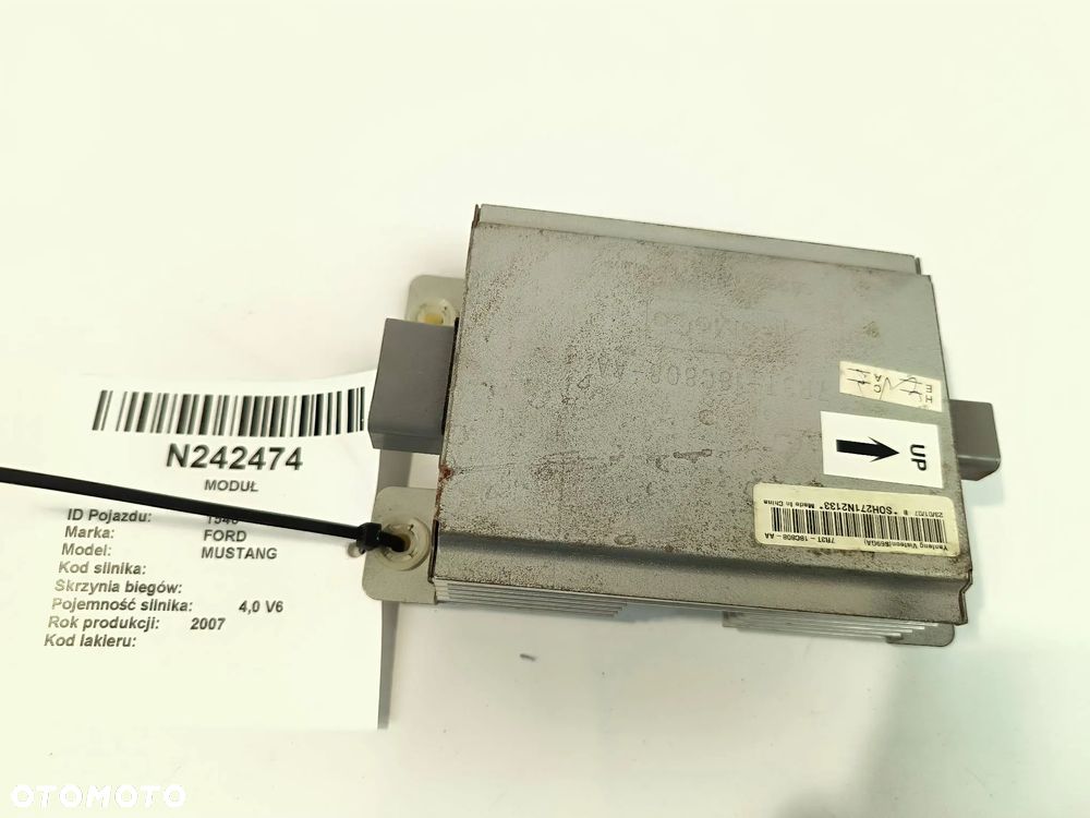 Wzmacniacz audio 7R3T18C808AA Ford, Mustang V 2007, Kabriolet - 3