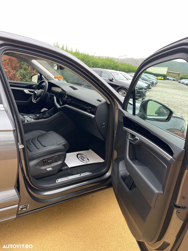 Volkswagen Touareg 3.0 V6 TDI SCR 4Motion Automatik Elegance - 18