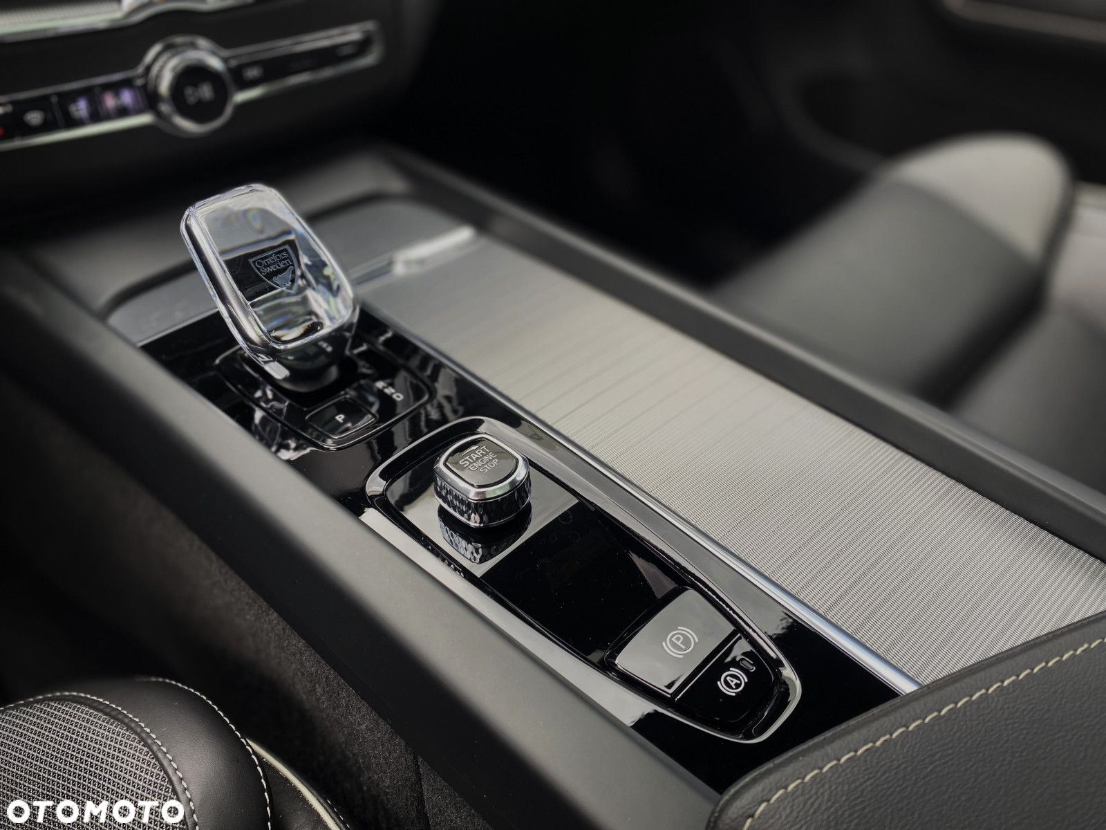 Volvo XC 60 - 24