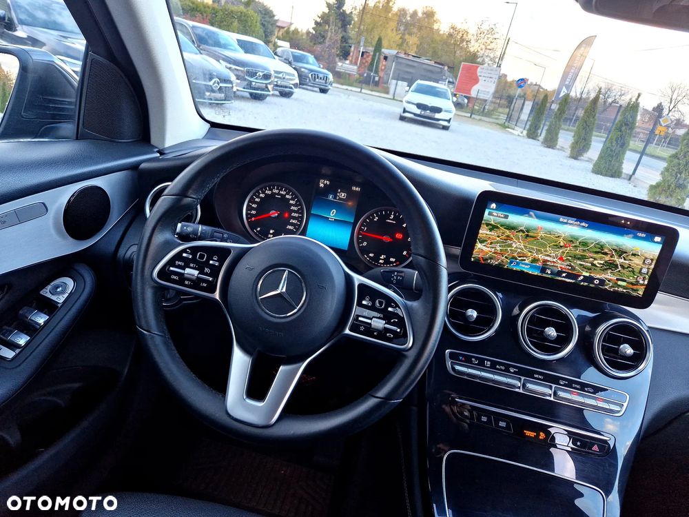 Mercedes-Benz GLC 220 d 4Matic 9G-TRONIC Exclusive - 17
