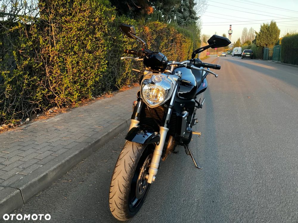 Yamaha FZ6 - 5