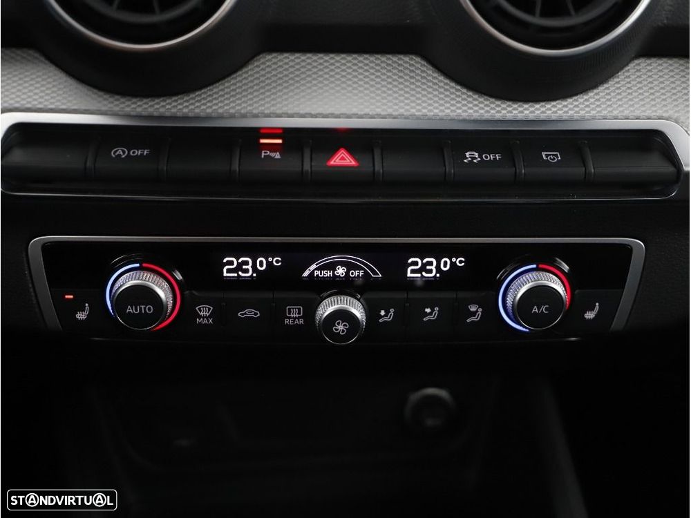 Audi Q2 30 TFSI Advanced - 25