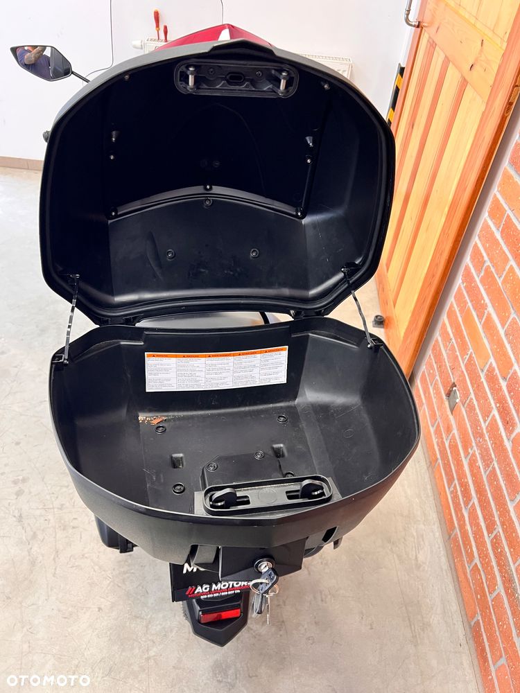 Yamaha NMAX - 27
