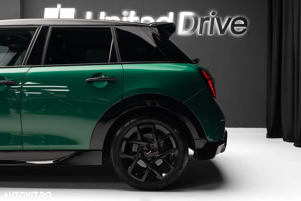 Mini Cooper S John Works Trim - 9